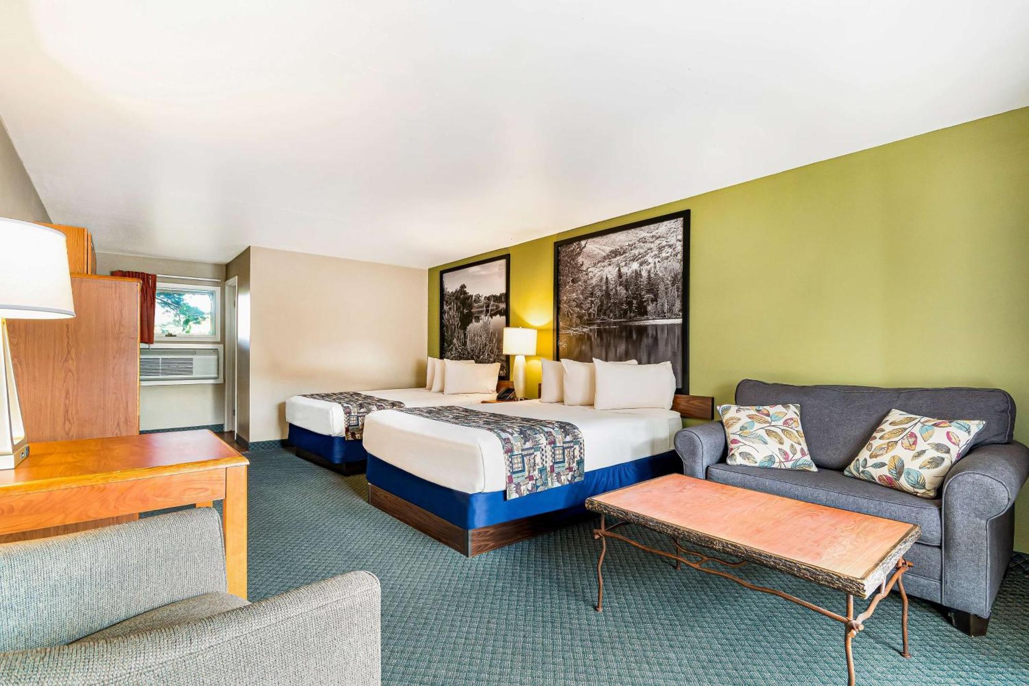 Super 8 By Wyndham Lake George/Downtown Exterior photo